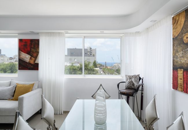 Appartement à Tel Aviv - Jaffa - Penthouse with Terrace & Panoramic View by FeelHome Appartement à Tel Aviv - Jaffa - Penthouse with Terrace & Panoramic View by FeelHome
