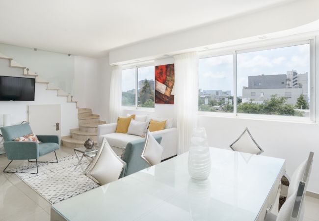 Appartement à Tel Aviv - Jaffa - Penthouse with Terrace & Panoramic View by FeelHome Appartement à Tel Aviv - Jaffa - Penthouse with Terrace & Panoramic View by FeelHome