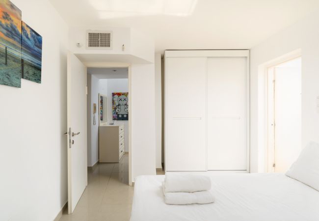 Appartement à Tel Aviv - Jaffa - Penthouse with Terrace & Panoramic View by FeelHome Appartement à Tel Aviv - Jaffa - Penthouse with Terrace & Panoramic View by FeelHome