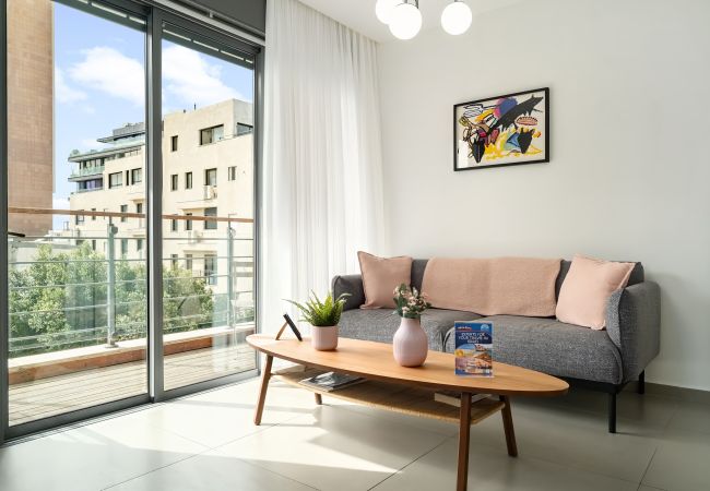 Appartement à Tel Aviv - Jaffa - MAMAD Beach & City Center with Sea View by FeelHome Appartement à Tel Aviv - Jaffa - MAMAD Beach & City Center with Sea View by FeelHome
