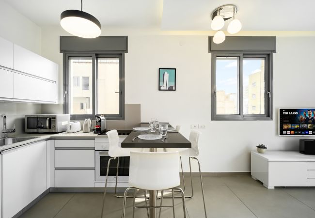 Appartement à Tel Aviv - Jaffa - MAMAD Beach & City Center with Sea View by FeelHome Appartement à Tel Aviv - Jaffa - MAMAD Beach & City Center with Sea View by FeelHome