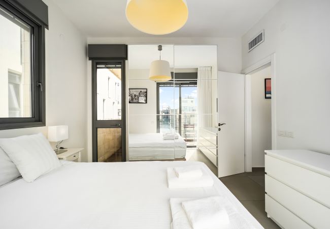 Appartement à Tel Aviv - Jaffa - MAMAD Beach & City Center with Sea View by FeelHome Appartement à Tel Aviv - Jaffa - MAMAD Beach & City Center with Sea View by FeelHome