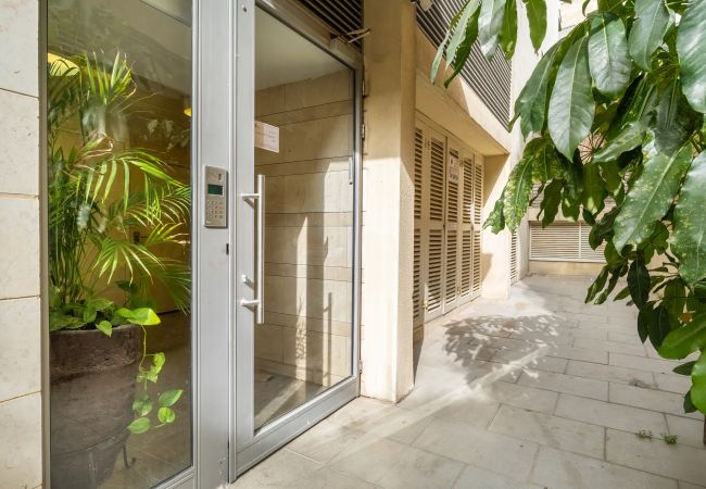 Appartement à Tel Aviv - Jaffa - MAMAD Beach & City Center with Sea View by FeelHome Appartement à Tel Aviv - Jaffa - MAMAD Beach & City Center with Sea View by FeelHome