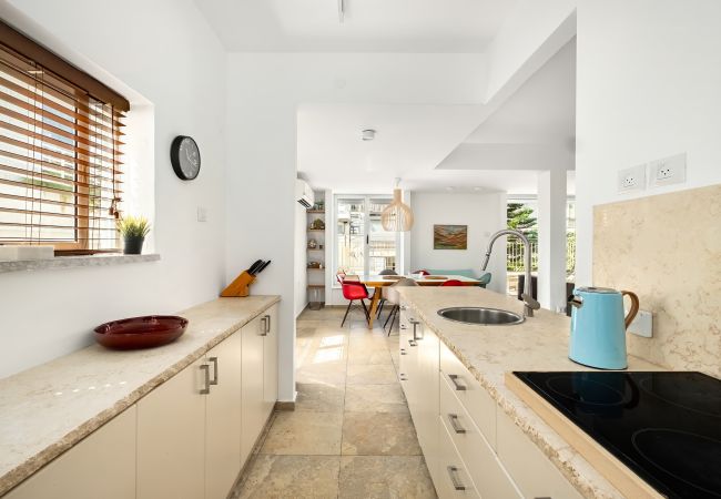 Appartement à Tel Aviv - Jaffa - Beach Penthouse & Terrace near Hilton by FeelHome Appartement à Tel Aviv - Jaffa - Beach Penthouse & Terrace near Hilton by FeelHome