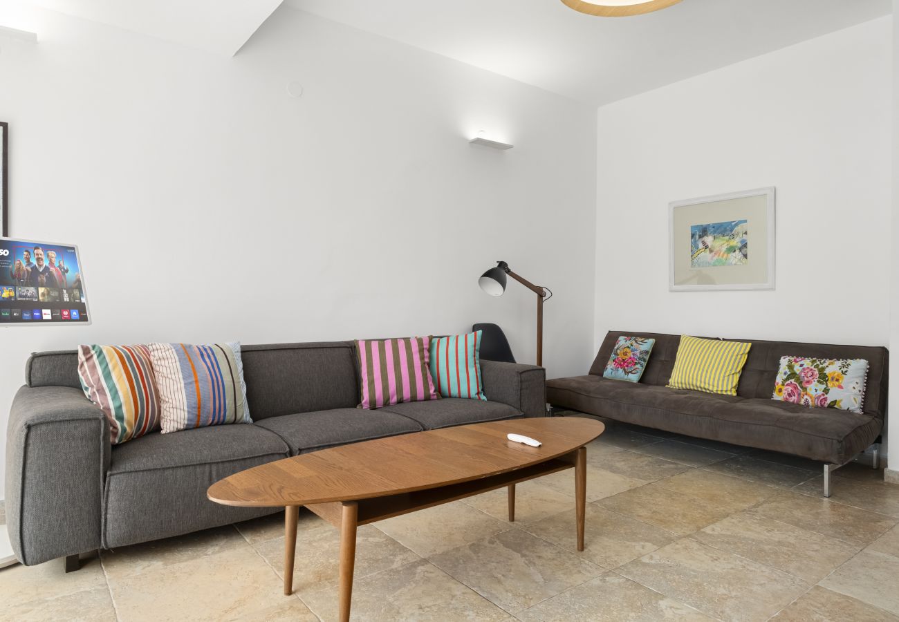 Appartement à Tel Aviv - Jaffa - Beach Penthouse & Terrace near Hilton by FeelHome Appartement à Tel Aviv - Jaffa - Beach Penthouse & Terrace near Hilton by FeelHome