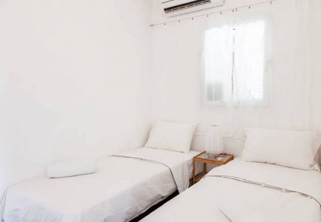 Appartement à Tel Aviv - Jaffa - MAMAD Penthouse & XL Terrace on Dallal Square by FeelHome Appartement à Tel Aviv - Jaffa - MAMAD Penthouse & XL Terrace on Dallal Square by FeelHome