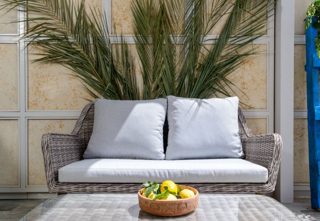 Appartement à Jerusalem - MAMAD Design & Veranda next to Mahane Yehuda Market by FeelHome Appartement à Jerusalem - MAMAD Design & Veranda next to Mahane Yehuda Market by FeelHome