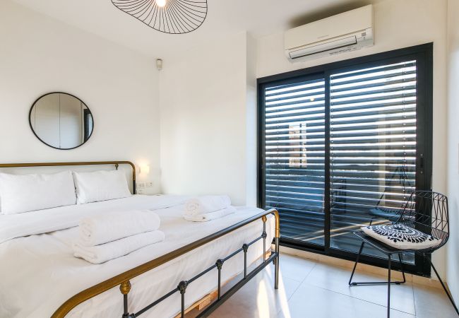 Appartement à Tel Aviv - Jaffa - MIKLAT 4BR Chic Duplex Penthouse with Terrace by FeelHome Appartement à Tel Aviv - Jaffa - MIKLAT 4BR Chic Duplex Penthouse with Terrace by FeelHome