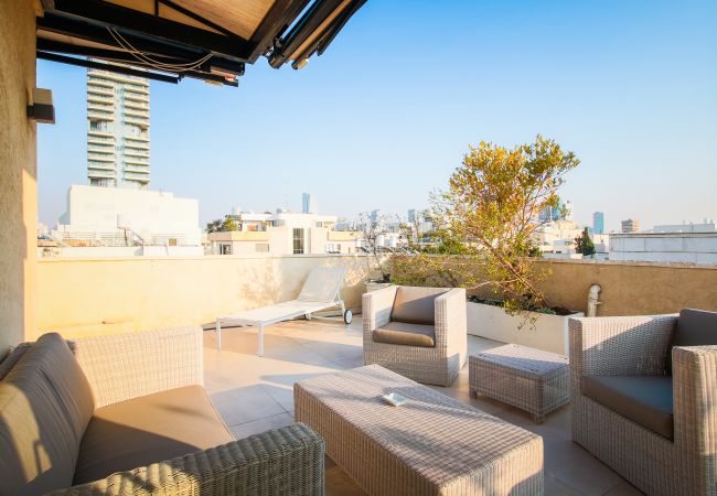 Appartement à Tel Aviv - Jaffa - MIKLAT 4BR Chic Duplex Penthouse with Terrace by FeelHome Appartement à Tel Aviv - Jaffa - MIKLAT 4BR Chic Duplex Penthouse with Terrace by FeelHome