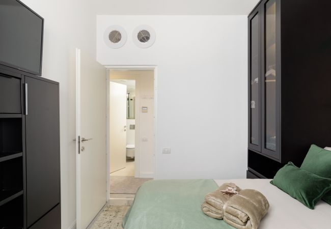 Appartement à Tel Aviv - Jaffa - MAMAD Luxury Executive 4BR with Terrace & Sea View by FeelHome Appartement à Tel Aviv - Jaffa - MAMAD Luxury Executive 4BR with Terrace & Sea View by FeelHome