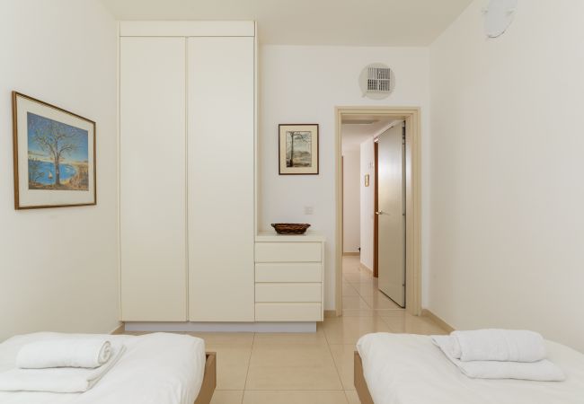 Appartement à Tel Aviv - Jaffa - MAMAD Comfort Apt Terrace & View on the Hills by FeelHome Appartement à Tel Aviv - Jaffa - MAMAD Comfort Apt Terrace & View on the Hills by FeelHome