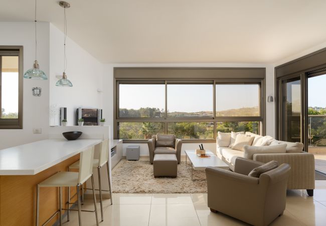 Appartement à Tel Aviv - Jaffa - MAMAD Comfort Apt Terrace & View on the Hills by FeelHome Appartement à Tel Aviv - Jaffa - MAMAD Comfort Apt Terrace & View on the Hills by FeelHome