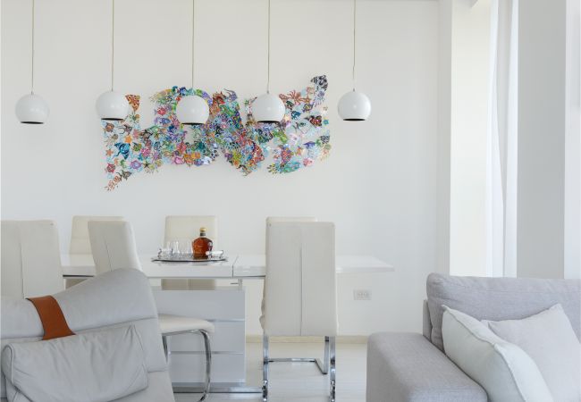 Appartement à Bat Yam - MAMAD Bat Yam Luxury Apt Terrace & Sea View by FeelHome Appartement à Bat Yam - MAMAD Bat Yam Luxury Apt Terrace & Sea View by FeelHome