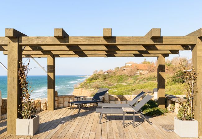 Villa à Beit Yanai - MAMAD Ultimate Luxury Villa & Wild Beach by FeelHome Villa à Beit Yanai - MAMAD Ultimate Luxury Villa & Wild Beach by FeelHome