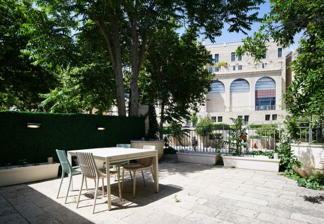 Appartement à Jerusalem - MIKLAT 2 BR next to Old City with Patio by FeelHome Appartement à Jerusalem - MIKLAT 2 BR next to Old City with Patio by FeelHome