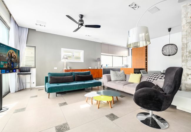 Appartement à Tel Aviv - Jaffa - MIKLAT Bograshov 3BR with open View by FeelHome Appartement à Tel Aviv - Jaffa - MIKLAT Bograshov 3BR with open View by FeelHome