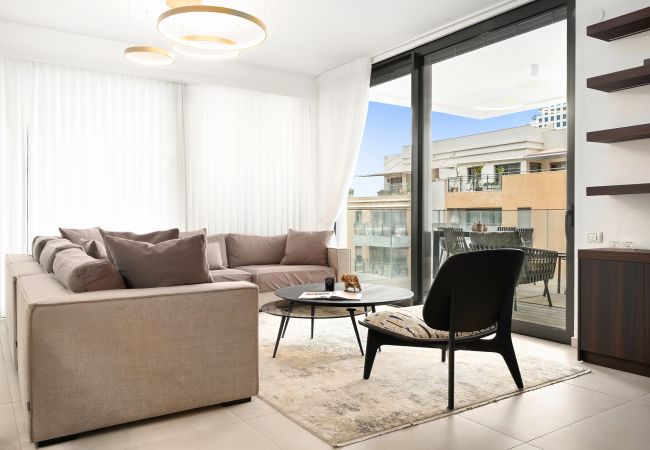 Appartement à Tel Aviv - Jaffa - MAMAD Luxury 3BR Next to Geula Beach by FeelHome Appartement à Tel Aviv - Jaffa - MAMAD Luxury 3BR Next to Geula Beach by FeelHome