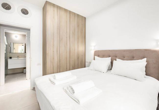 Appartement à Tel Aviv - Jaffa - MAMAD Luxury 3BR Next to Geula Beach by FeelHome Appartement à Tel Aviv - Jaffa - MAMAD Luxury 3BR Next to Geula Beach by FeelHome