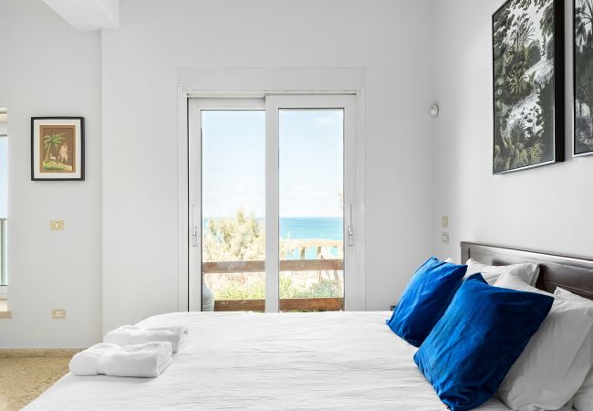 Villa à Beit Yanai - Cliffside Rustic & Charming Villa by FeelHome Villa à Beit Yanai - Cliffside Rustic & Charming Villa by FeelHome