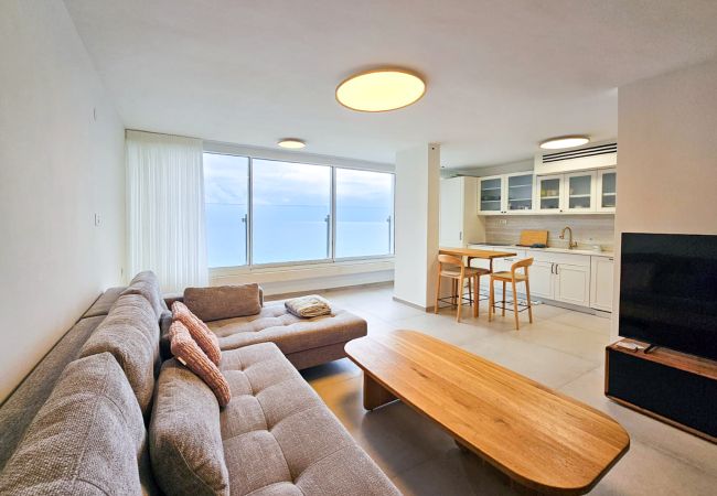 Appartement à Netanya - Family Friendly & Stunning Sea View by FeelHome