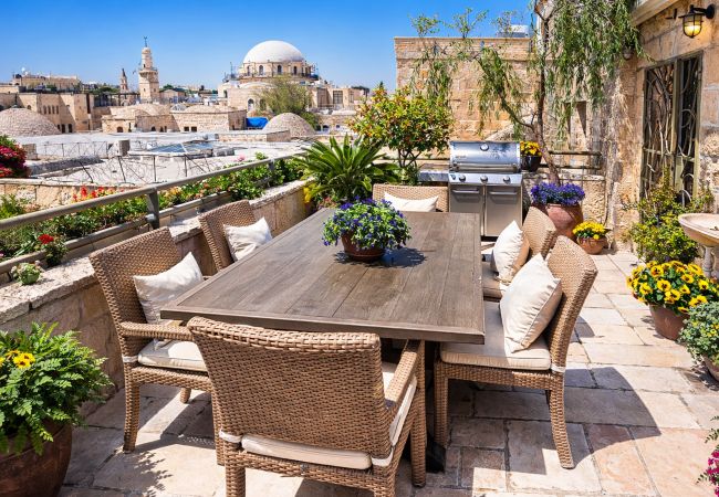 Appartement à Jerusalem - Old City Family Stone House with Rooftop | FeelHome