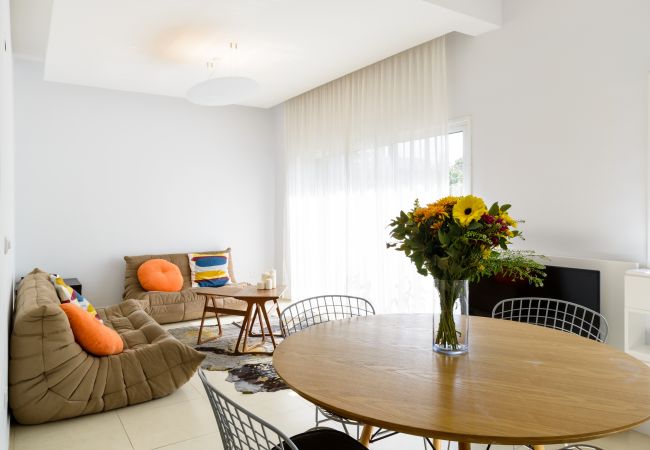 Apartamento em Tel Aviv - Jaffa - Relax & Sunny near Beach by FeelHome Apartamento em Tel Aviv - Jaffa - Relax & Sunny near Beach by FeelHome
