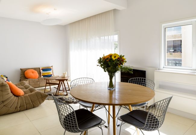 Apartamento em Tel Aviv - Jaffa - Relax & Sunny near Beach by FeelHome Apartamento em Tel Aviv - Jaffa - Relax & Sunny near Beach by FeelHome