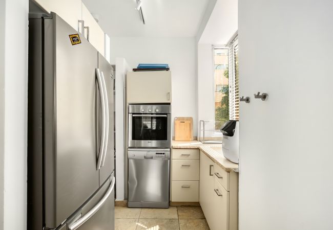 Apartamento em Tel Aviv - Jaffa - Beach Penthouse & Terrace near Hilton by FeelHome Apartamento em Tel Aviv - Jaffa - Beach Penthouse & Terrace near Hilton by FeelHome