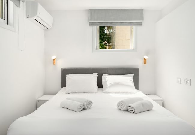 Apartamento em Tel Aviv - Jaffa - Beach Penthouse & Terrace near Hilton by FeelHome Apartamento em Tel Aviv - Jaffa - Beach Penthouse & Terrace near Hilton by FeelHome