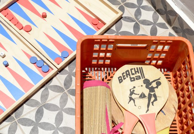 Apartamento em Tel Aviv - Jaffa - Vintage & Chic with Patio by FeelHome Apartamento em Tel Aviv - Jaffa - Vintage & Chic with Patio by FeelHome