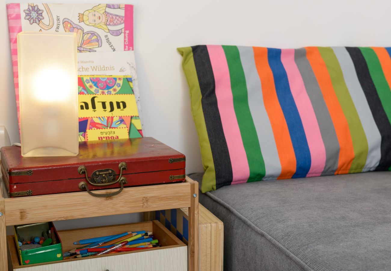 Apartamento em Tel Aviv - Jaffa - Vintage & Chic with Patio by FeelHome Apartamento em Tel Aviv - Jaffa - Vintage & Chic with Patio by FeelHome