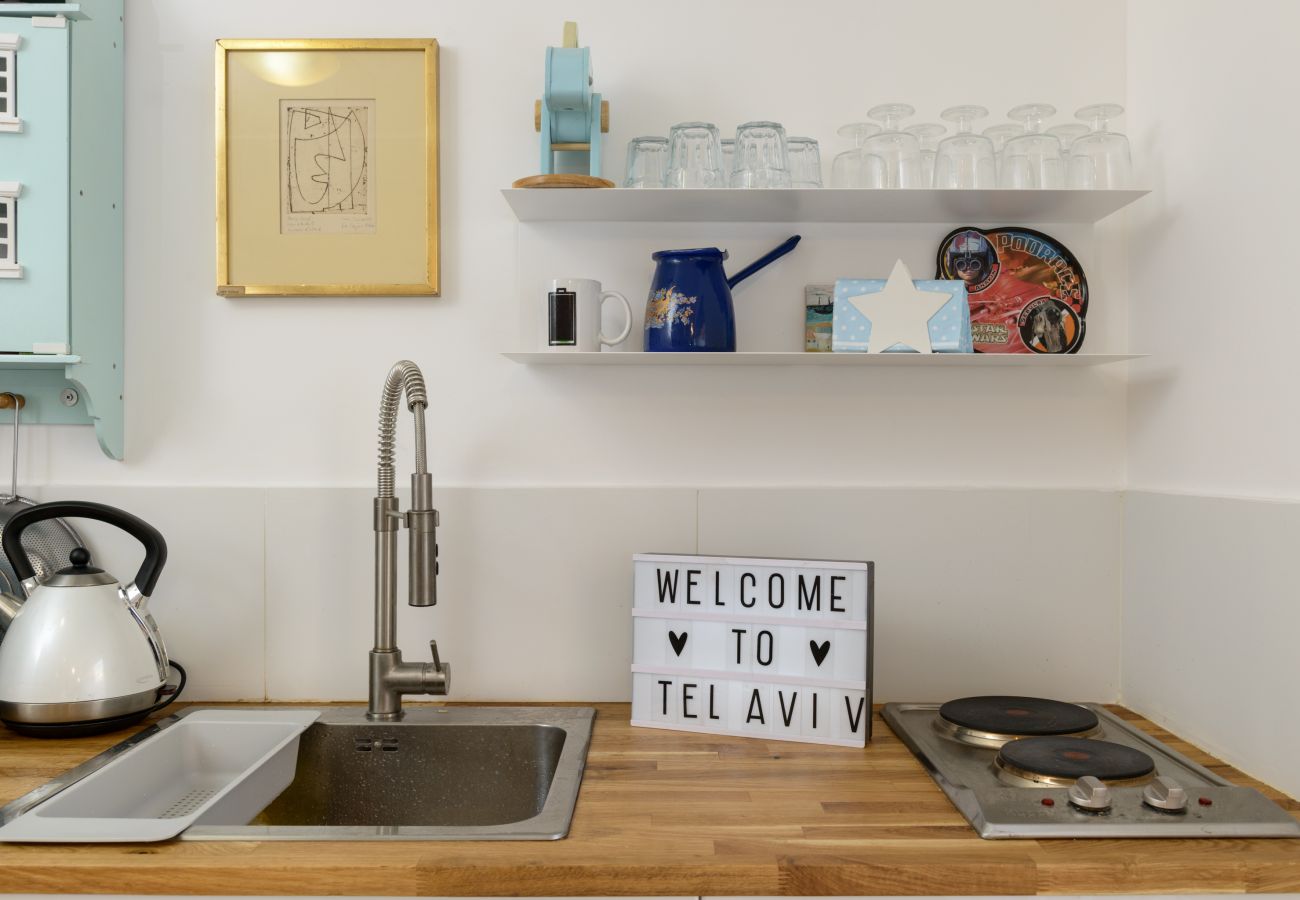 Apartamento em Tel Aviv - Jaffa - Vintage & Chic with Patio by FeelHome Apartamento em Tel Aviv - Jaffa - Vintage & Chic with Patio by FeelHome