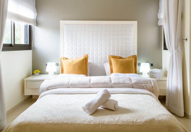 Apartamento em Tel Aviv - Jaffa - MAMAD Upscale Family Home with Balcony, Parking next to Beach by FeelHome Apartamento em Tel Aviv - Jaffa - MAMAD Upscale Family Home with Balcony, Parking next to Beach by FeelHome