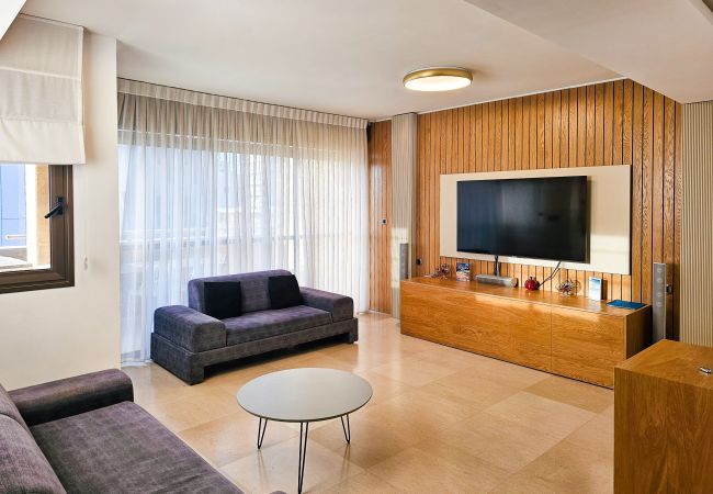 Apartamento em Tel Aviv - Jaffa - MAMAD Upscale Family Home with Balcony, Parking next to Beach by FeelHome Apartamento em Tel Aviv - Jaffa - MAMAD Upscale Family Home with Balcony, Parking next to Beach by FeelHome