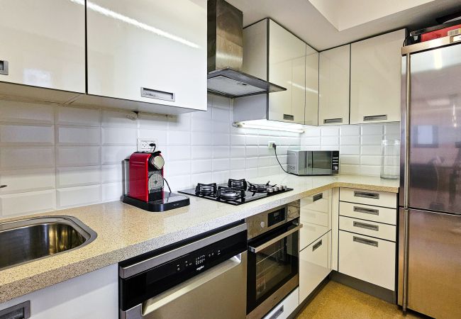 Apartamento em Tel Aviv - Jaffa - MAMAD Upscale Family Home with Balcony, Parking next to Beach by FeelHome Apartamento em Tel Aviv - Jaffa - MAMAD Upscale Family Home with Balcony, Parking next to Beach by FeelHome