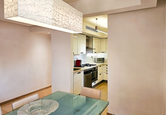 Apartamento em Tel Aviv - Jaffa - MAMAD Upscale Family Home with Balcony, Parking next to Beach by FeelHome Apartamento em Tel Aviv - Jaffa - MAMAD Upscale Family Home with Balcony, Parking next to Beach by FeelHome