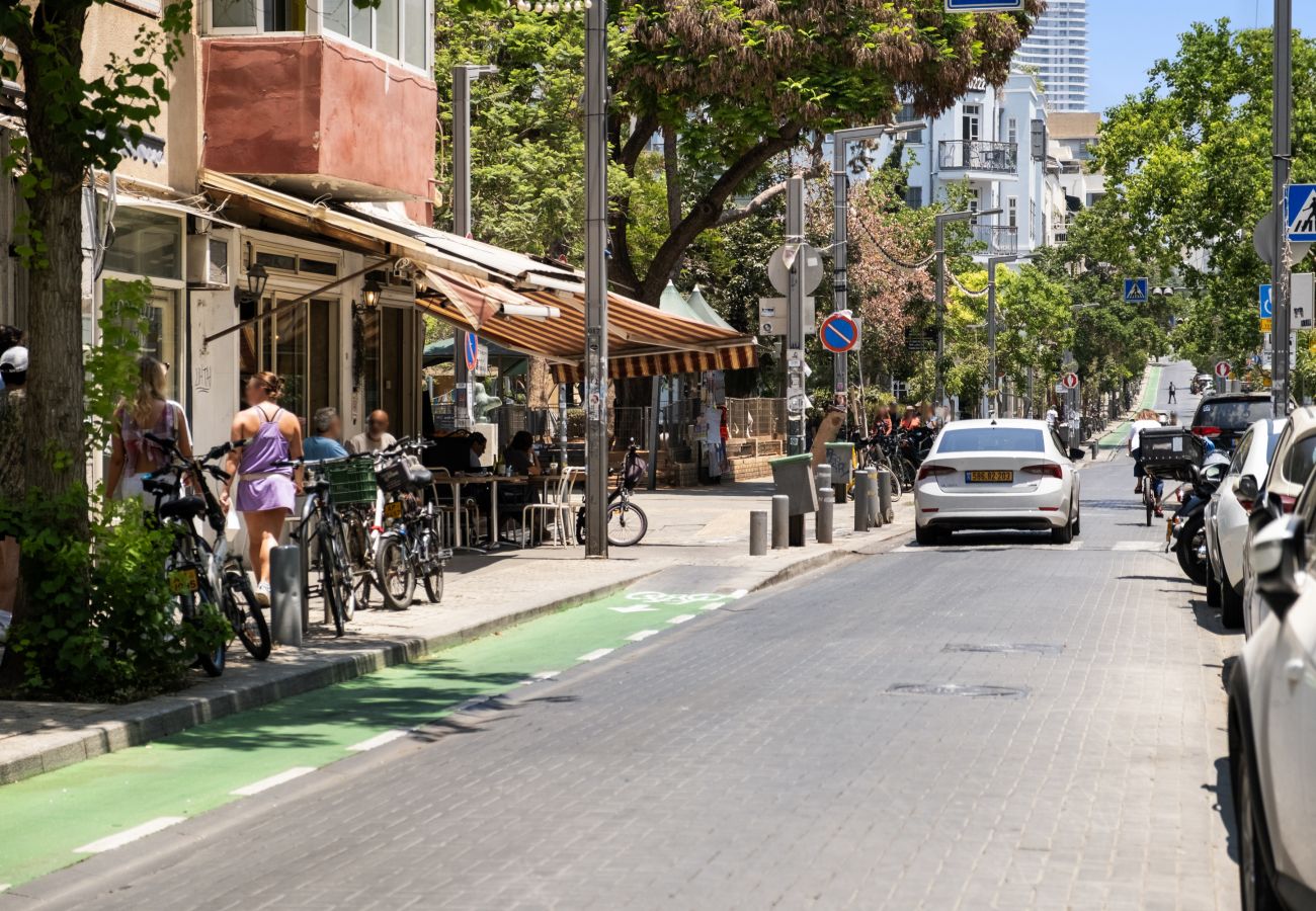 Apartamento em Tel Aviv - Jaffa - MAMAD Trendy Apt & Balcony on Sheinkin Street by FeelHome Apartamento em Tel Aviv - Jaffa - MAMAD Trendy Apt & Balcony on Sheinkin Street by FeelHome