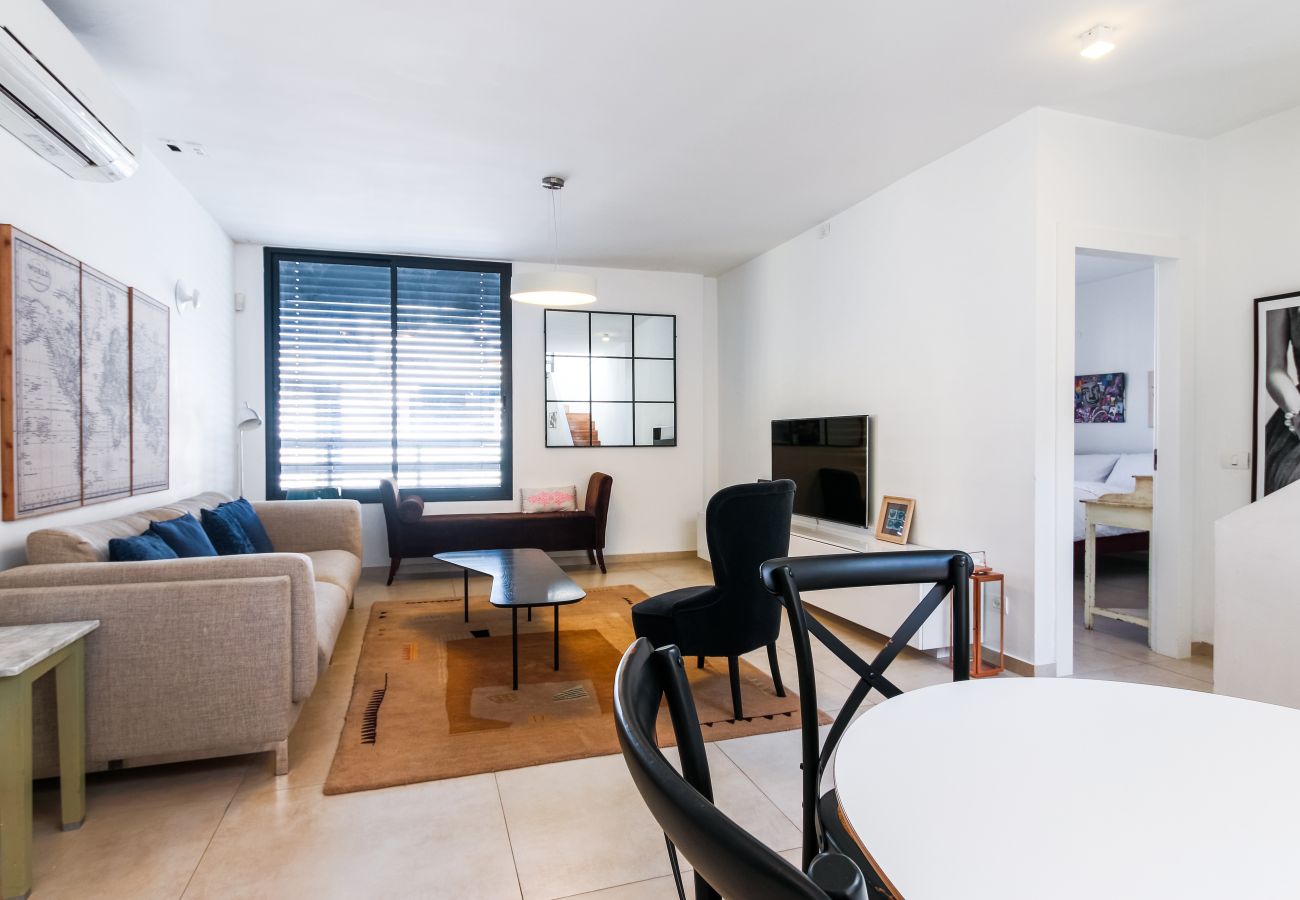 Apartamento em Tel Aviv - Jaffa - MIKLAT 4BR Chic Duplex Penthouse with Terrace by FeelHome Apartamento em Tel Aviv - Jaffa - MIKLAT 4BR Chic Duplex Penthouse with Terrace by FeelHome