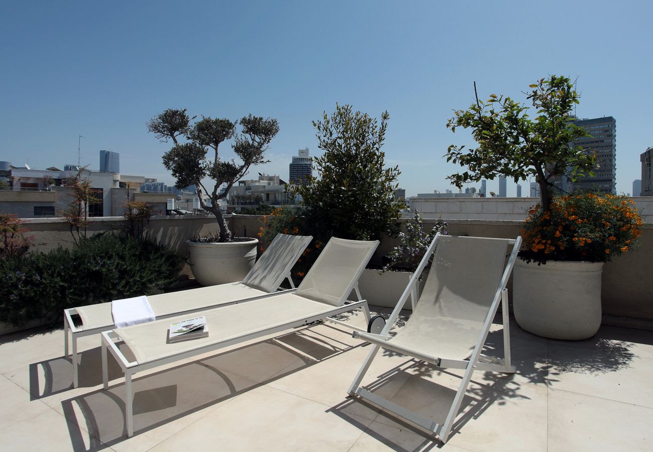 Apartamento em Tel Aviv - Jaffa - MIKLAT 4BR Chic Duplex Penthouse with Terrace by FeelHome Apartamento em Tel Aviv - Jaffa - MIKLAT 4BR Chic Duplex Penthouse with Terrace by FeelHome