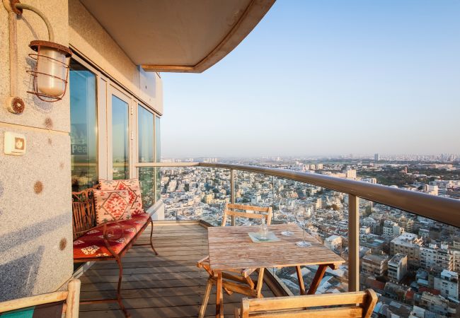 Apartamento em Tel Aviv - Jaffa - MIKLAT Luxury Condo & Spectacular View by FeelHome Apartamento em Tel Aviv - Jaffa - MIKLAT Luxury Condo & Spectacular View by FeelHome