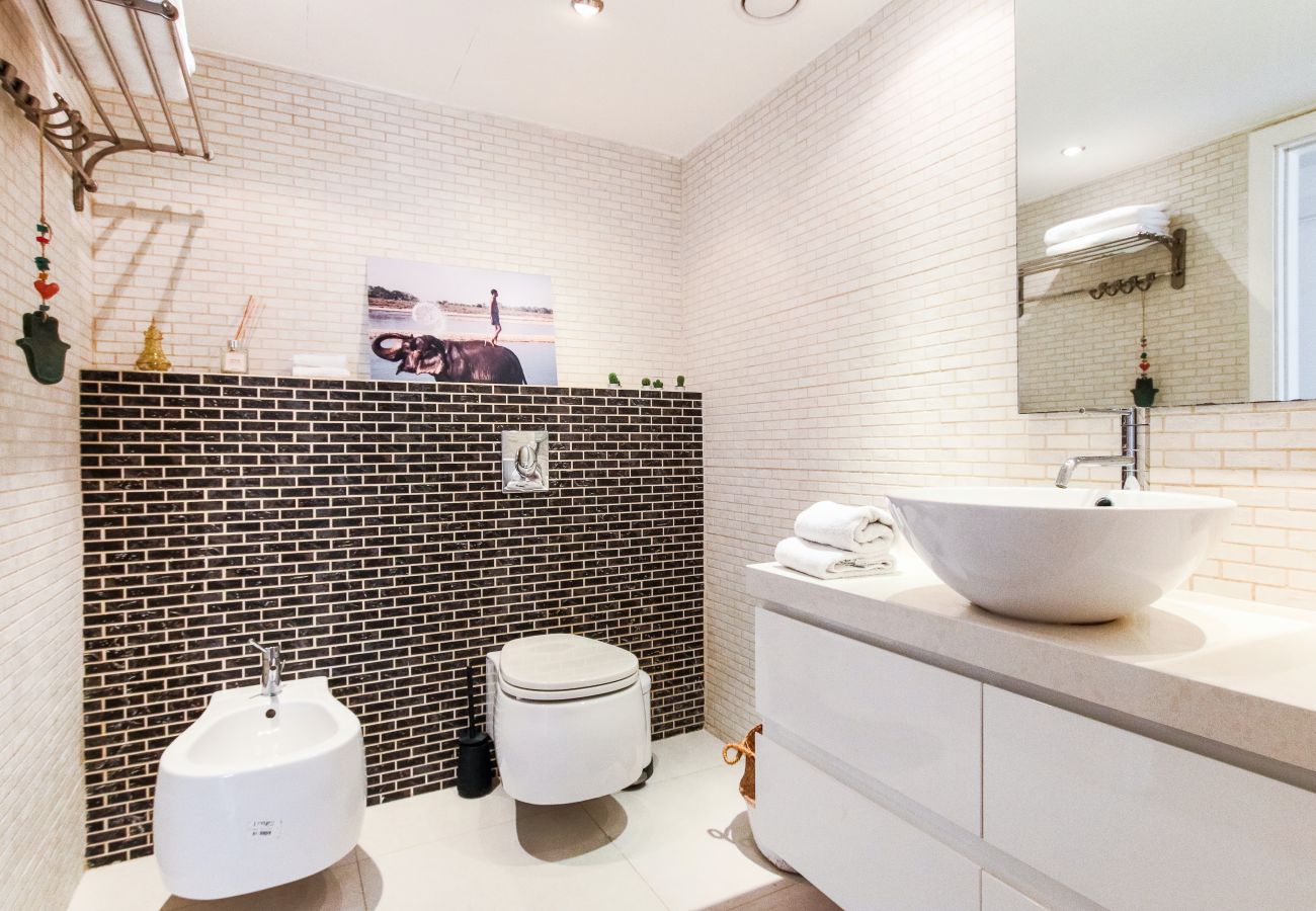 Apartamento em Tel Aviv - Jaffa - MIKLAT Luxury Condo & Spectacular View by FeelHome Apartamento em Tel Aviv - Jaffa - MIKLAT Luxury Condo & Spectacular View by FeelHome