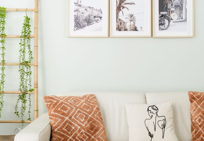 Apartamento em Tel Aviv - Jaffa - MAMAD Fresh Design 2BR in City Center by FeelHome Apartamento em Tel Aviv - Jaffa - MAMAD Fresh Design 2BR in City Center by FeelHome