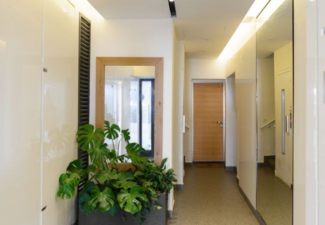 Apartamento em Tel Aviv - Jaffa - MAMAD Fresh Design 2BR in City Center by FeelHome Apartamento em Tel Aviv - Jaffa - MAMAD Fresh Design 2BR in City Center by FeelHome