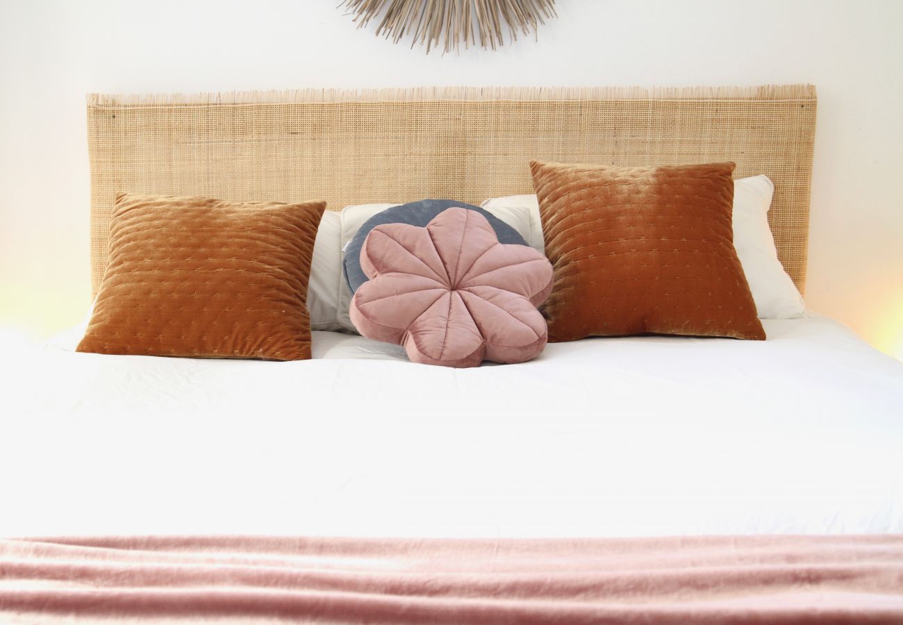 Apartamento em Tel Aviv - Jaffa - Design & Balcony in City Center by FeelHome Apartamento em Tel Aviv - Jaffa - Design & Balcony in City Center by FeelHome