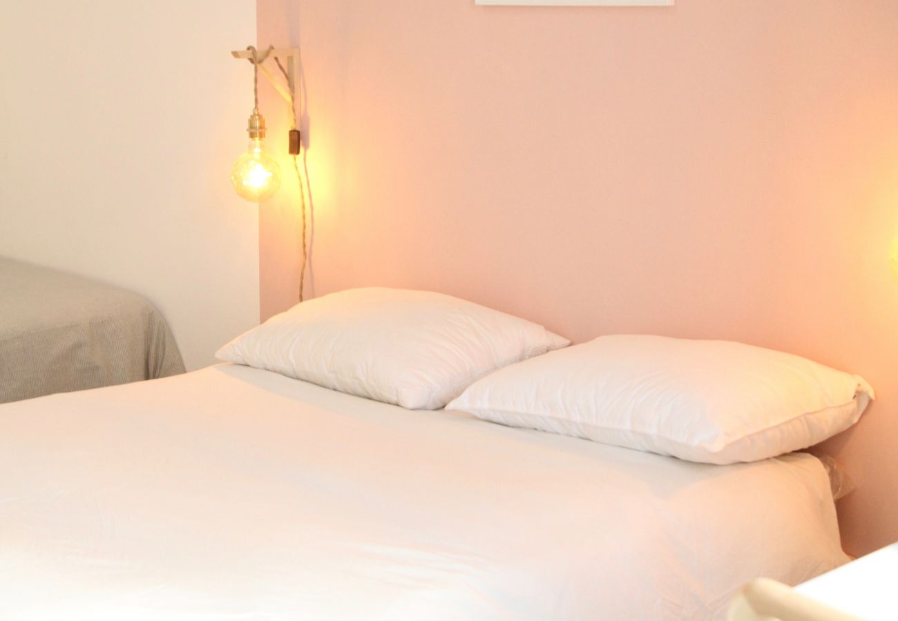 Apartamento em Tel Aviv - Jaffa - Design & Balcony in City Center by FeelHome Apartamento em Tel Aviv - Jaffa - Design & Balcony in City Center by FeelHome