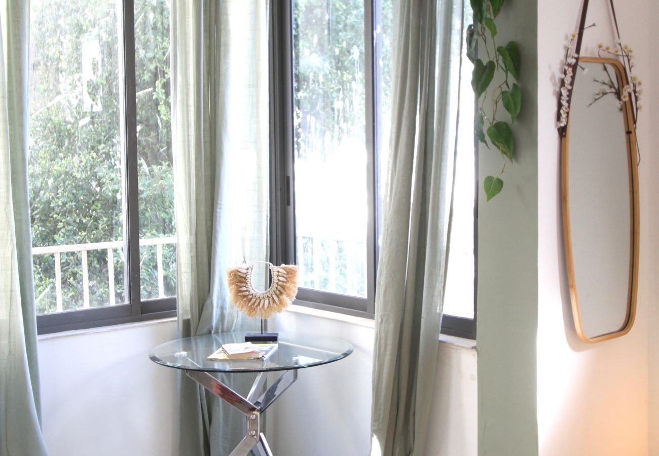 Apartamento em Tel Aviv - Jaffa - Design & Balcony in City Center by FeelHome Apartamento em Tel Aviv - Jaffa - Design & Balcony in City Center by FeelHome