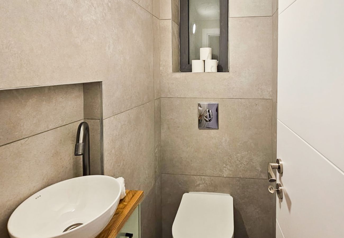 Apartamento em Tel Aviv - Jaffa - Design & Balcony in City Center by FeelHome Apartamento em Tel Aviv - Jaffa - Design & Balcony in City Center by FeelHome