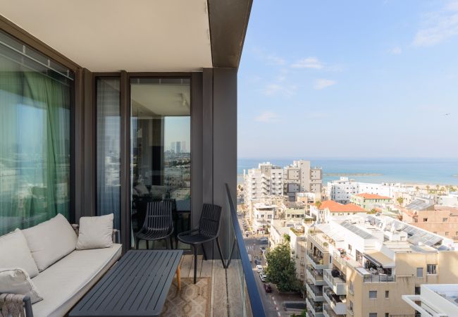 Apartamento em Tel Aviv - Jaffa - MAMAD Luxury Executive 4BR with Terrace & Sea View by FeelHome Apartamento em Tel Aviv - Jaffa - MAMAD Luxury Executive 4BR with Terrace & Sea View by FeelHome