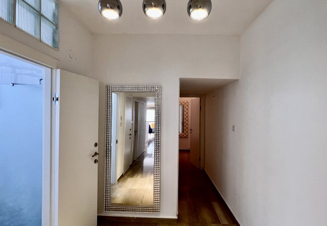 Apartamento em Netanya - MIKLAT Elegant Apt with Balcony & Sea View by FeelHome Apartamento em Netanya - MIKLAT Elegant Apt with Balcony & Sea View by FeelHome