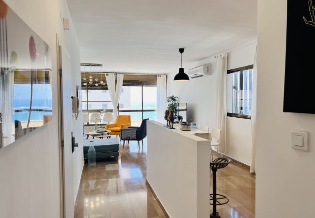Apartamento em Netanya - MIKLAT Elegant Apt with Balcony & Sea View by FeelHome Apartamento em Netanya - MIKLAT Elegant Apt with Balcony & Sea View by FeelHome